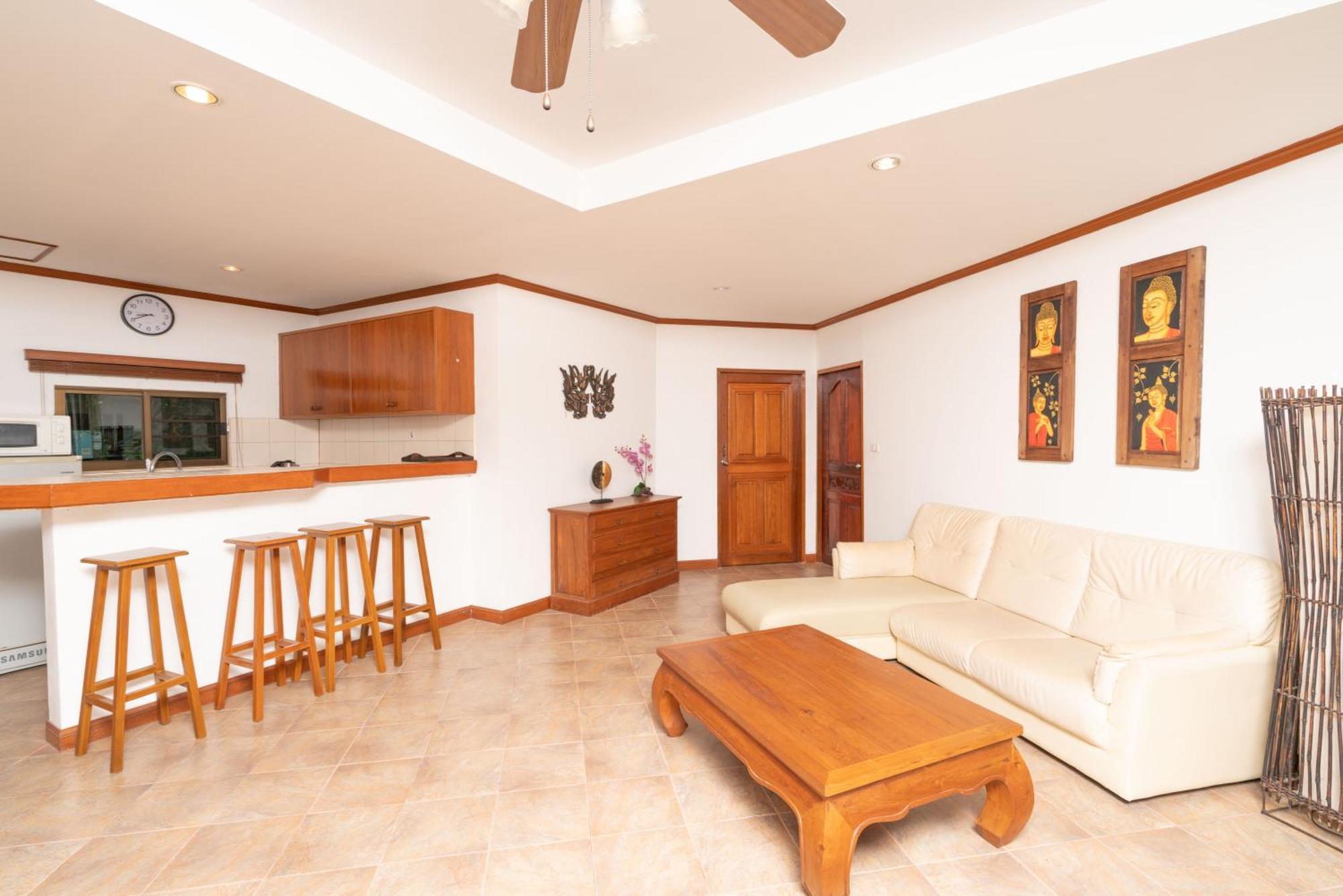 Sai Rougn Apartment Patong Buitenkant foto