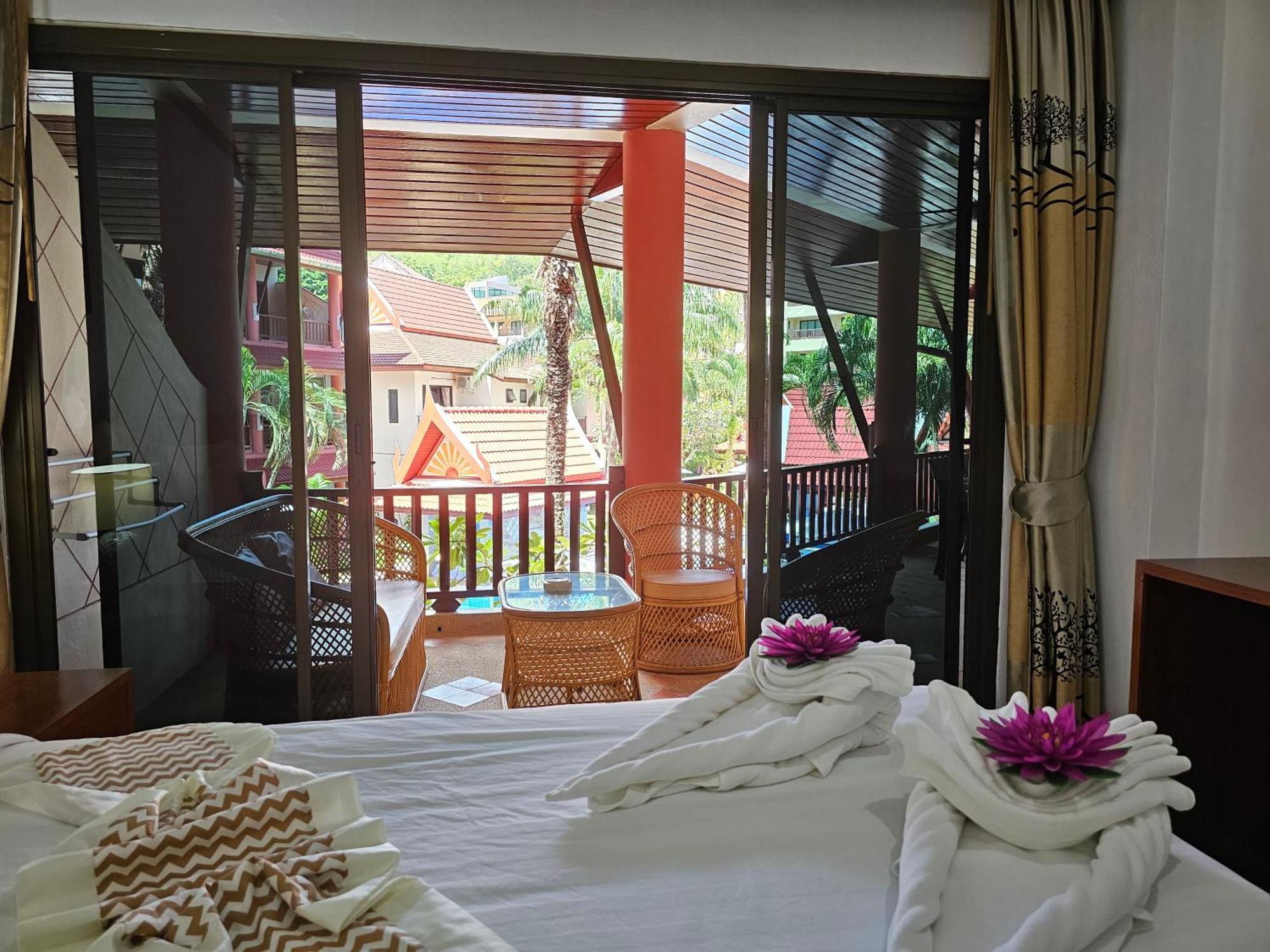 Sai Rougn Apartment Patong Buitenkant foto