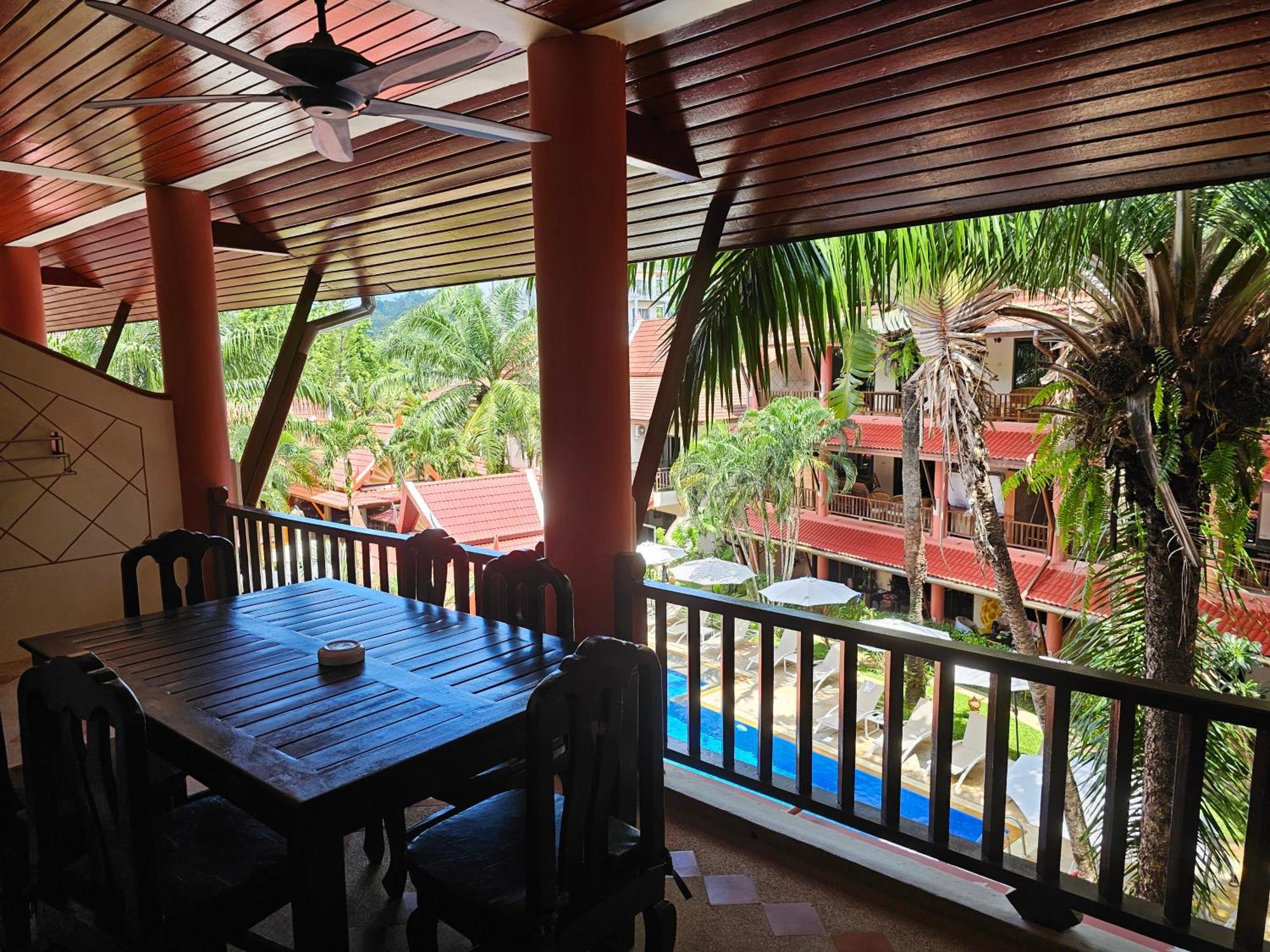 Sai Rougn Apartment Patong Buitenkant foto