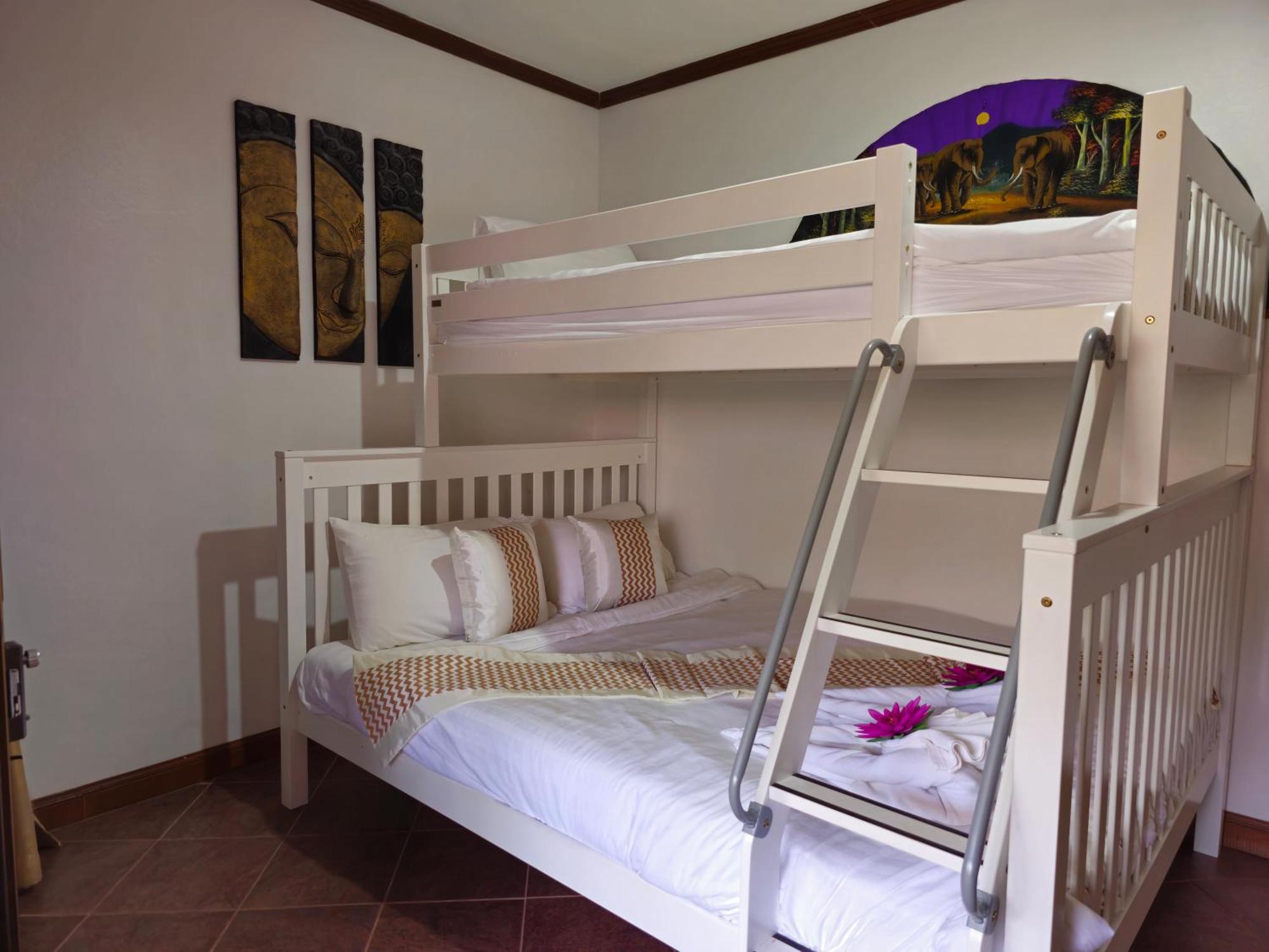 Sai Rougn Apartment Patong Buitenkant foto