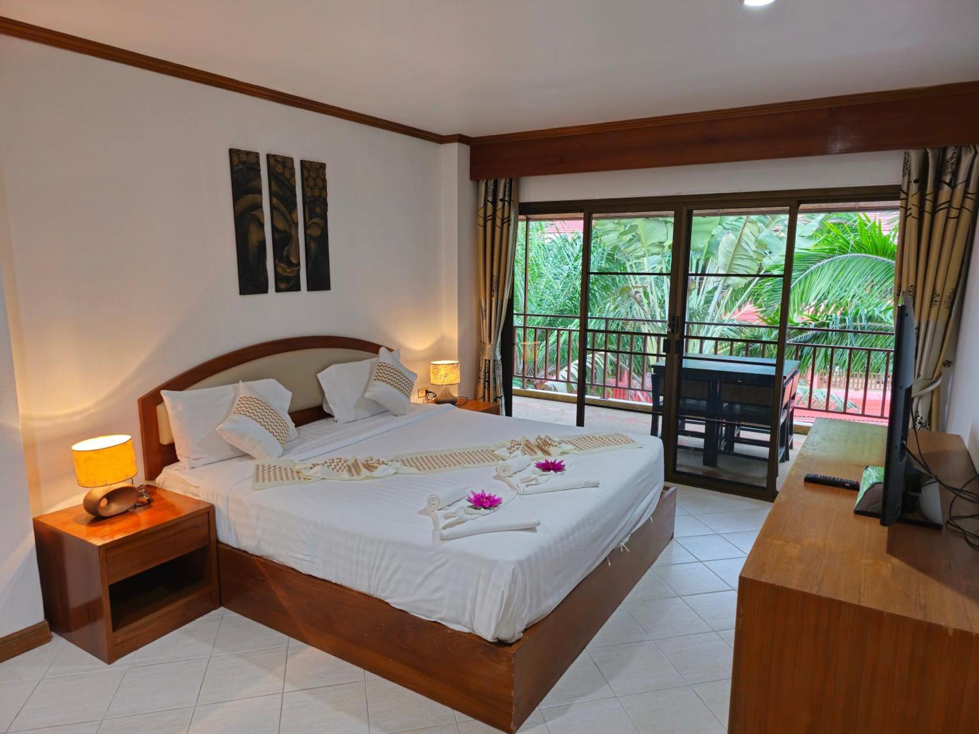 Sai Rougn Apartment Patong Buitenkant foto