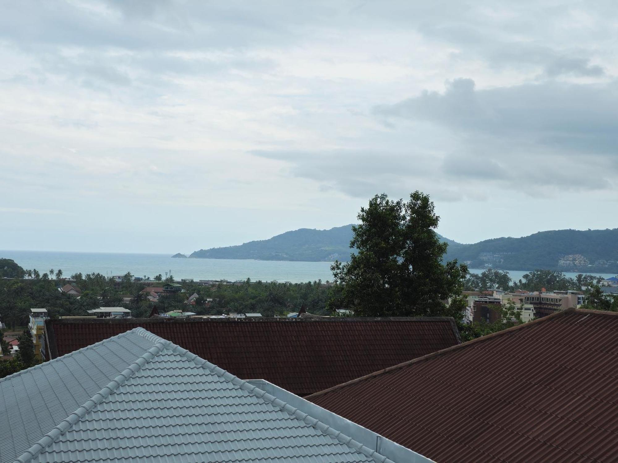 Sai Rougn Apartment Patong Buitenkant foto